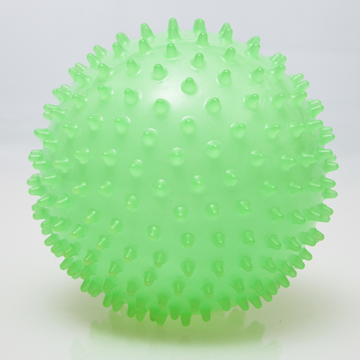 Incandescenza del PVC nella palla gonfiabile scura di massaggio di dimensione 15CM per i bambini